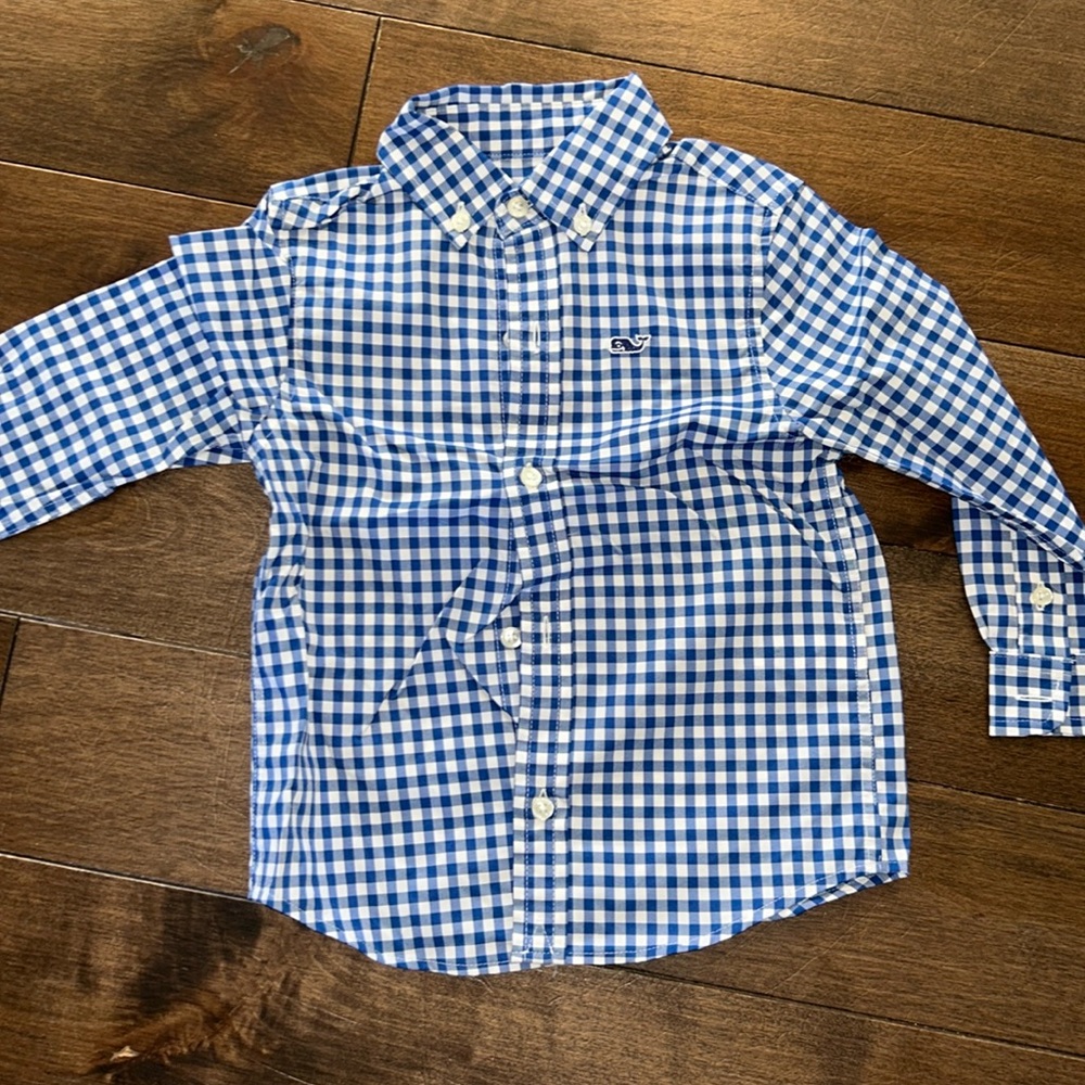 Boys Vineyard Vines performance material button down
